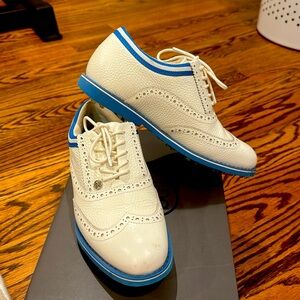 G/Fore Ladies Camo Brogue Gallivanter Golf Shoes size 6.5 Blue & White with box